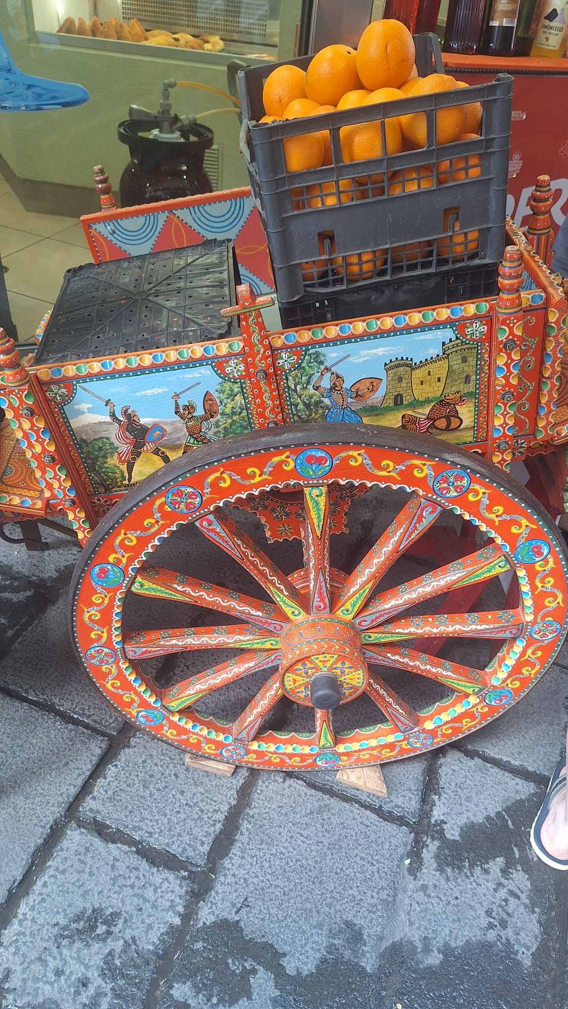 Carretto siciliano con arance